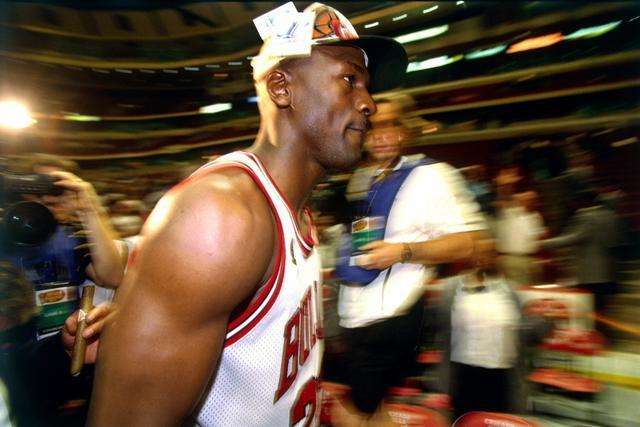 阿莫林：输球更应该谢场 以后每个球员都必须谢场